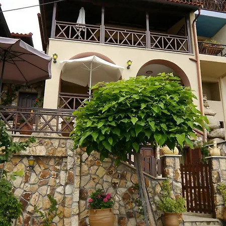 Dione Apartment *