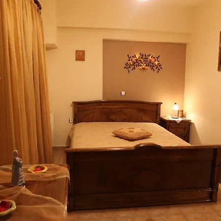 Dione * אואוראנואופולי