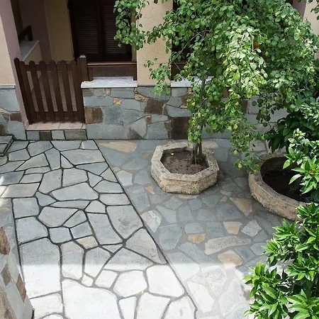 Apartment Dione *